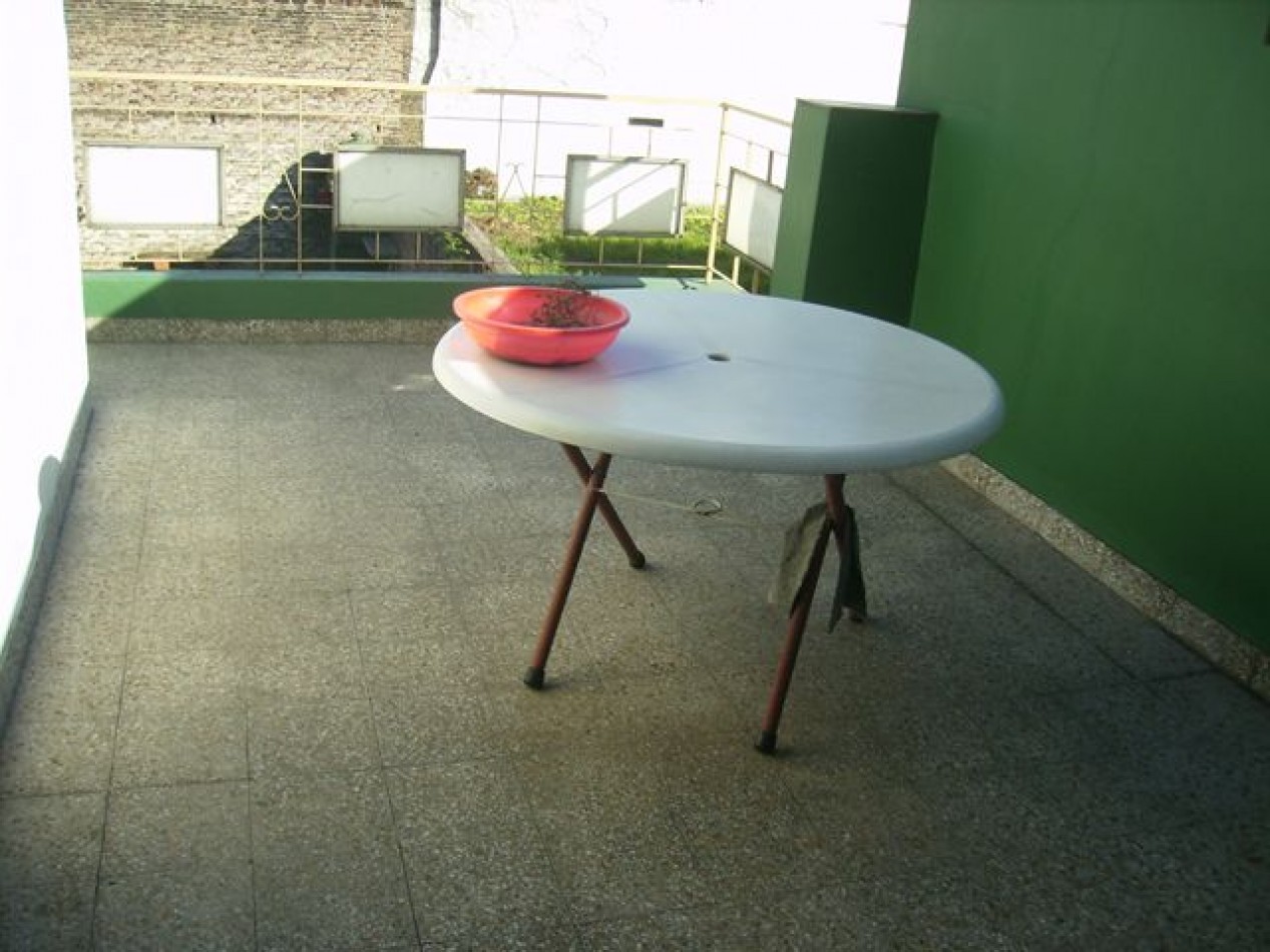 CASA DE 3 PLANTAS EN SAN JUSTO